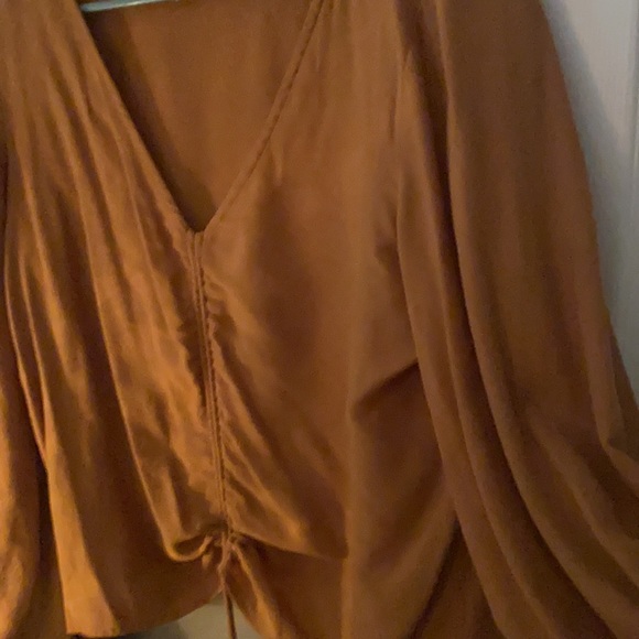 Vici scrunch top with balloon sleeves - Picture 5 of 6